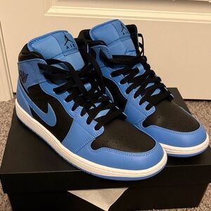 Men's Air Jordan 1 Mid Black and Light Blue Sneakers size 10.5